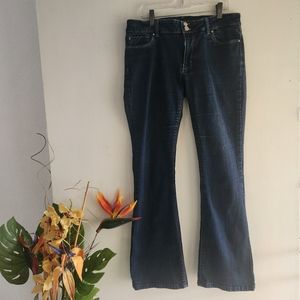 White House Black Market Skinny Flare EUC Size 8S Dark Blue Jeans